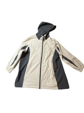 Victory Outfitters ladies 2XL Soft Shell Jacket jacket with hood & zipper pocket